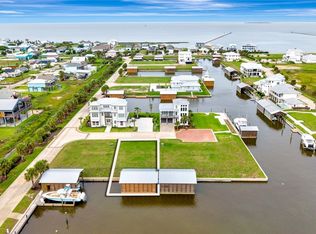 4 Cerith Dr, Pt O Connor, TX 77982