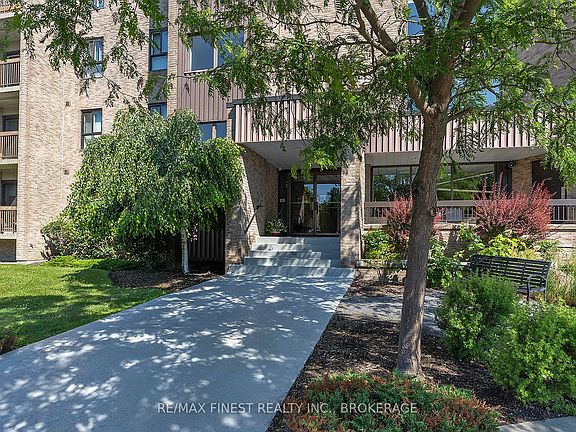 4th image of 334 Queen Mary Rd #408