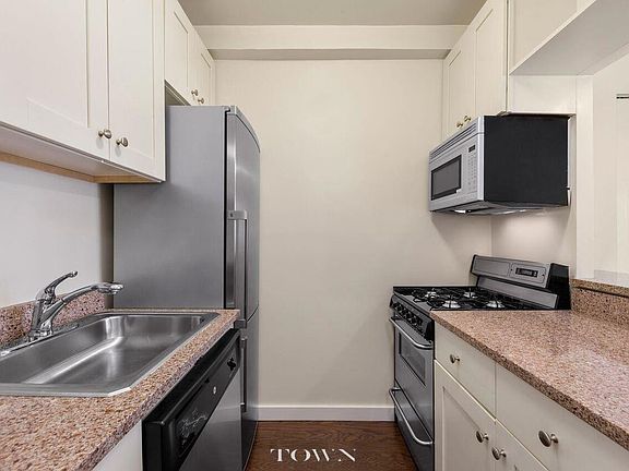 3rd image of 105 3rd Ave #17K
