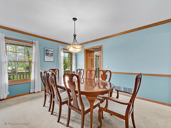 5th image of 28W126 Galusha Ave