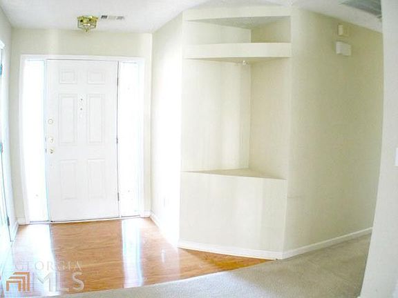 5th image of 506 Suwanee East Dr