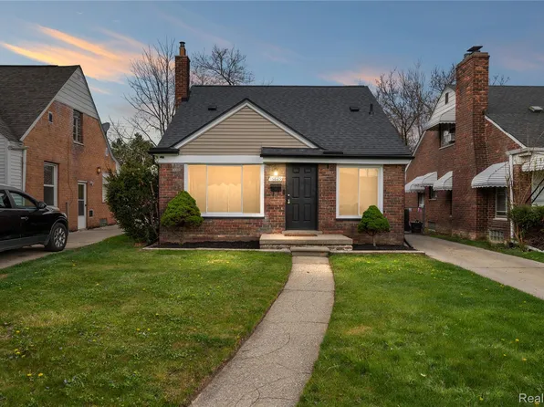 16829 Stricker Ave, Eastpointe, MI 48021