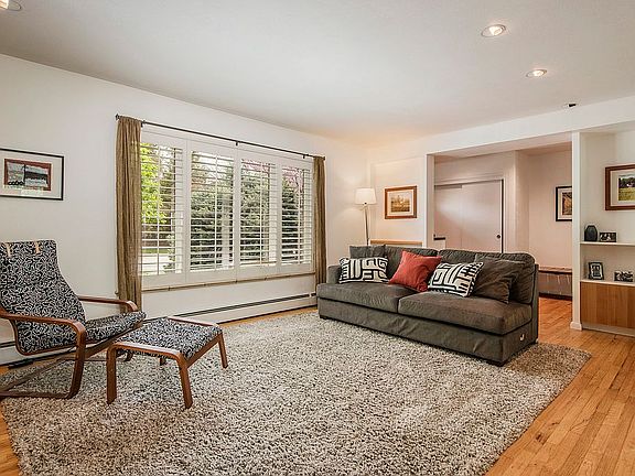 5th image of 2785 E Dartmouth Ave