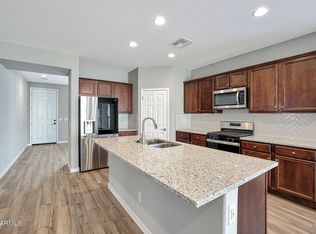 9040 W San Juan Ave, Glendale, AZ 85305