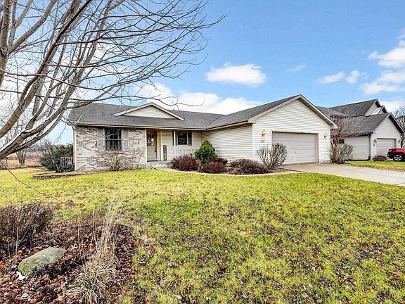 2nd image of 4416 Coquette Dr