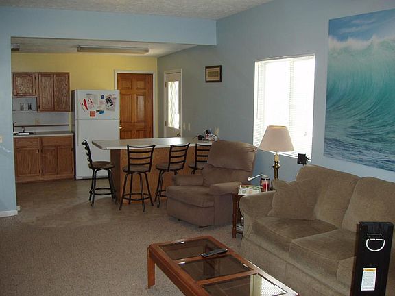 2nd image of 306 Park St
