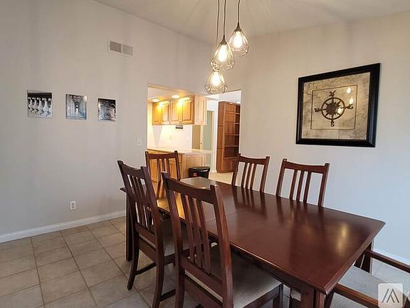4th image of 1254 Los Meadows Dr