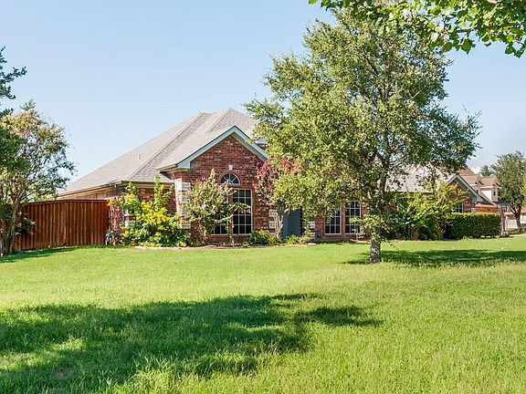 2nd image of 103 Aurora Vista Trl