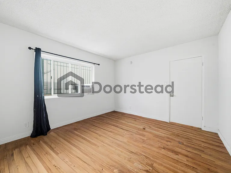 3610 Westwood Blvd #1 — Photo 13