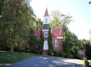 5070 Twinbrook Run Dr, Fairfax, VA 22032