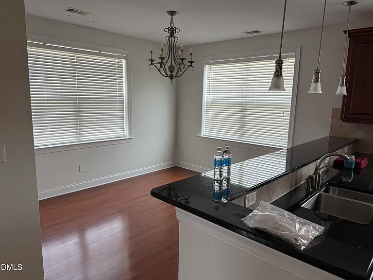 10511 Rosegate Ct — Photo 22