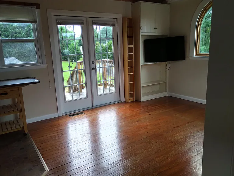 Burnt Acres Ct — Photo 2