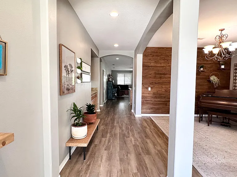 4343 Club Vista Dr — Photo 7