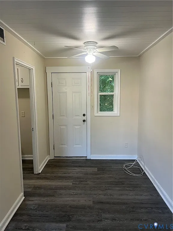 2 bed, 1.0 bath, $750 — Photo 4