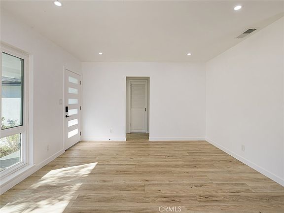 5th image of 2905 Spreckels Ct #2905