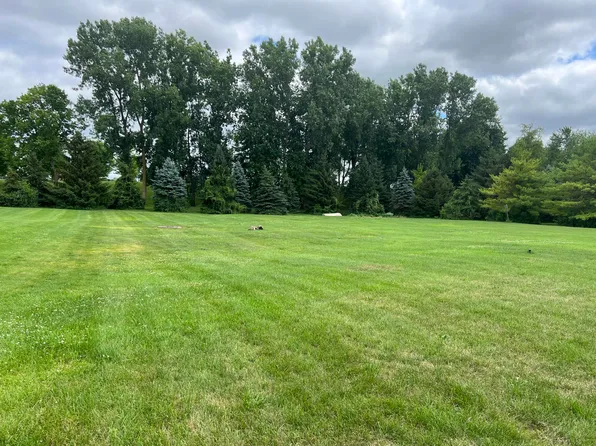 89 Candlewood Ct, Coldwater, MI 49036