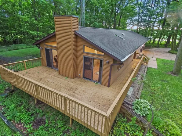 N2291 Richland Rd, Monroe, WI 53566