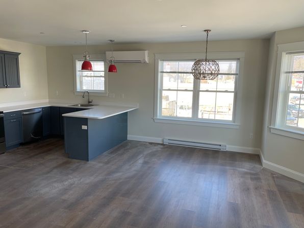 271 Main St #1, Bridgton, ME 04009