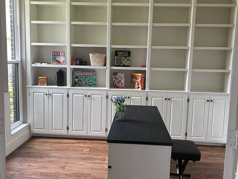 1352 Winnipeg Dr — Photo 5