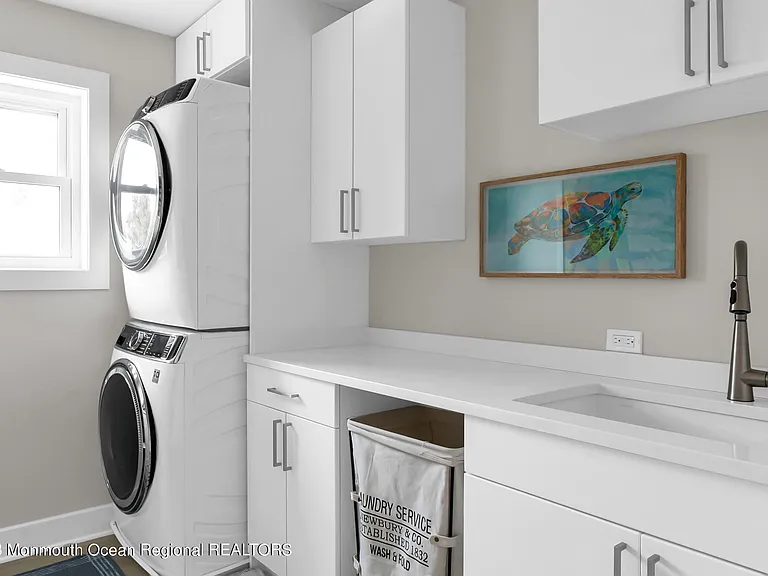 516 Club Dr — Photo 26