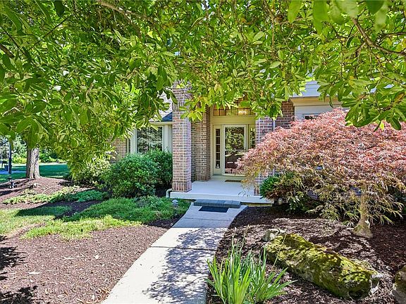 2nd image of 4403 Newton Cir