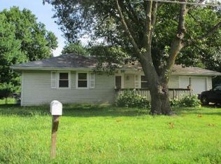 6330 Cernech Rd, Kansas City, KS 66104