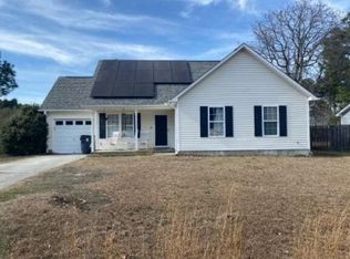 733 Oak Branches Close, Belville, NC 28451