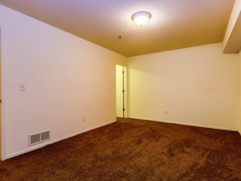 The Brittany's Apartments and Townhomes — Photo 24