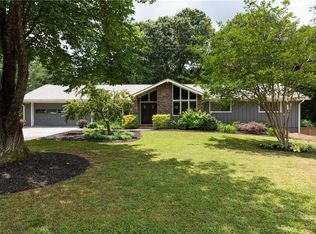 160 Bent Grass Dr, Roswell, GA