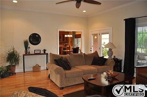 3rd image of 393 Bryan Dr