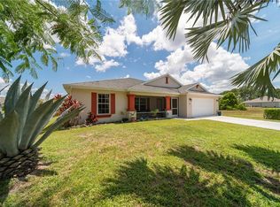 1108 NE 33rd Ln, Cape Coral, FL 33909