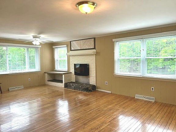 5th image of 600 Avonia Rd