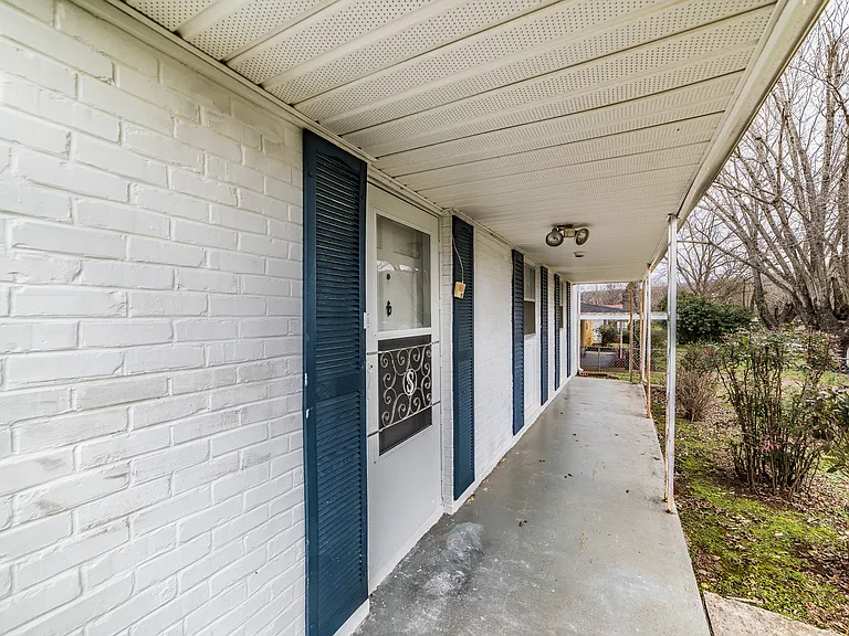 162 Wilkenson Dr NE — Photo 37