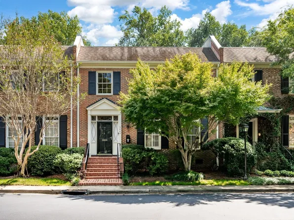 3464 Paces Pl NW, Atlanta, GA 30327