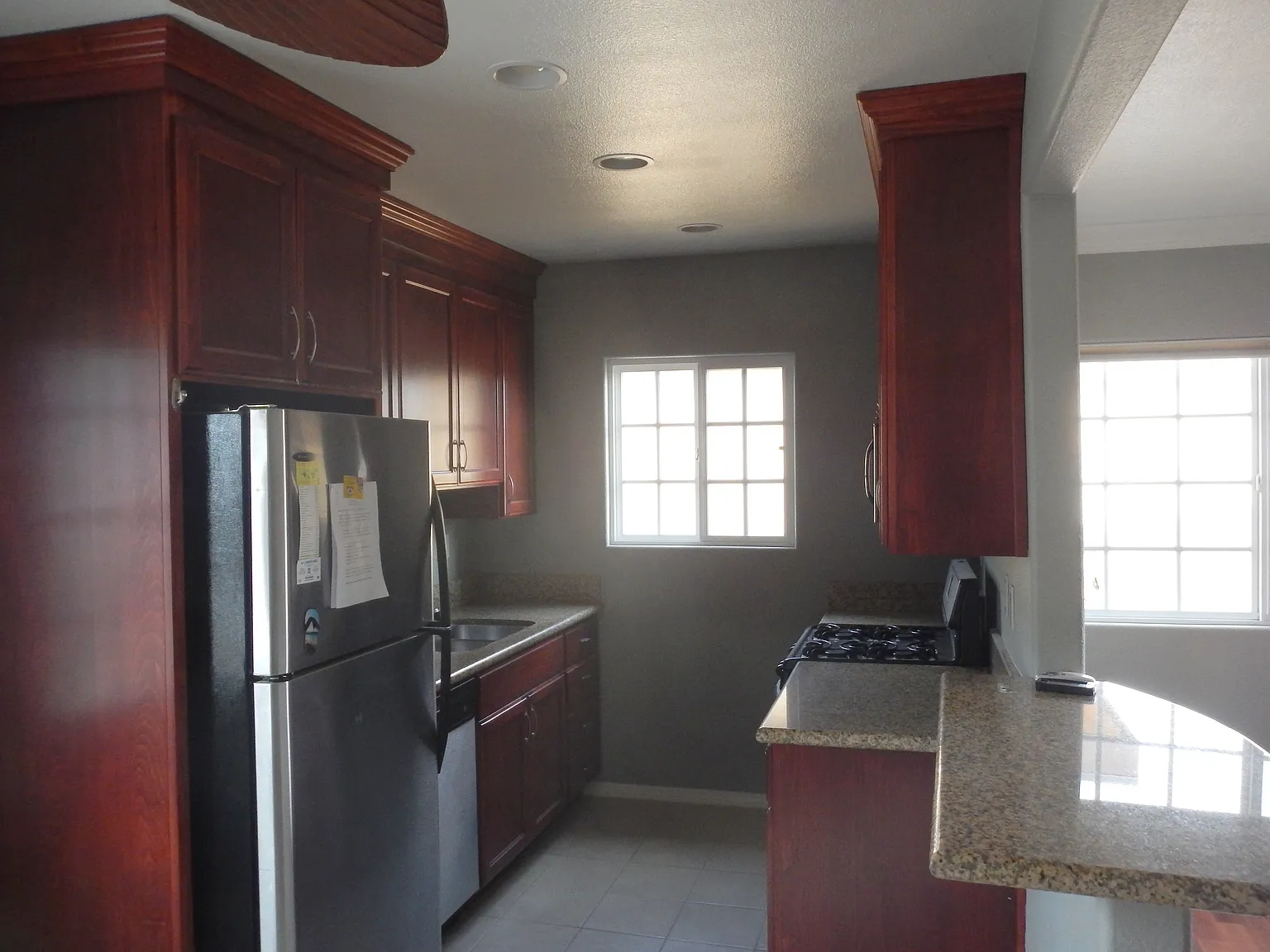 2 bed, 760 sqft, $2,600 — Photo 4