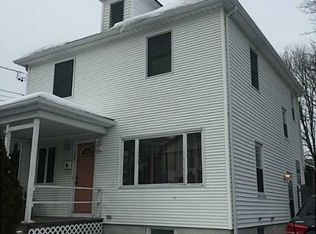 105 Oriole Ave, Pawtucket, RI 02860