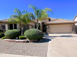 8004 W Robin Ln, Peoria, AZ 85383