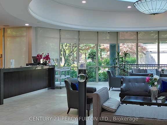 5th image of 28 Harrison Garden Blvd #709