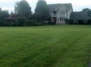 363 Meadow Dr, Edinburg, VA