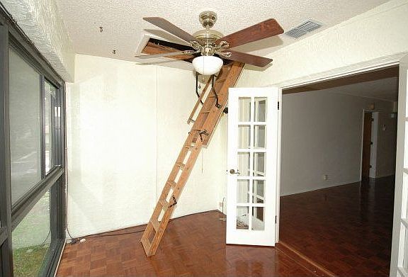Enclosed porch with full attic