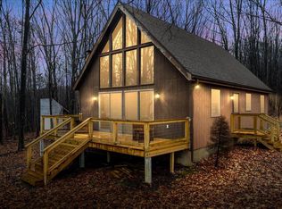 369 Shady Brook Dr, Berkeley Springs, WV 25411