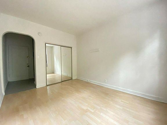 2nd image of 221 W 22nd St APT A1