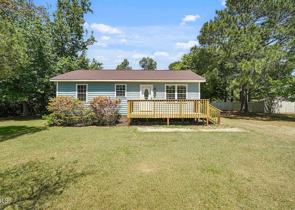 1st image of 704 Wagstaff Rd