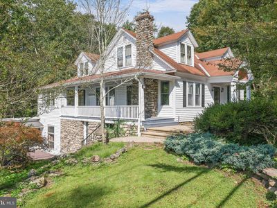 579 Golf Dr, Canadensis, PA, 18325