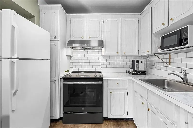 1 bed, 1.0 bath, 635 sqft, $1,610 — Photo 4