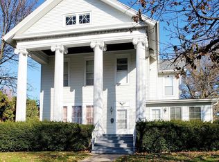 422 W Washington Blvd, Washington, IA 52353