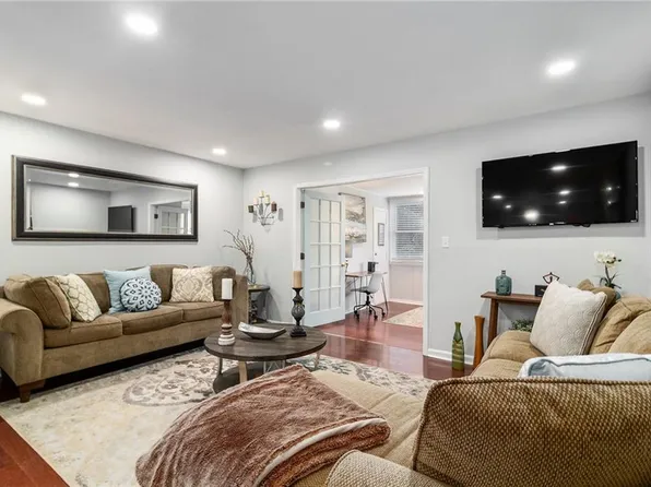 64 Montre Sq NW, Atlanta, GA 30327
