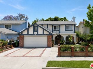 10204 Hanna Ave, Chatsworth, CA 91311