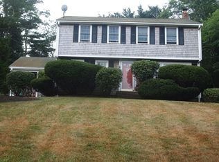 82 Statesman Ter, Marshfield, MA 02050