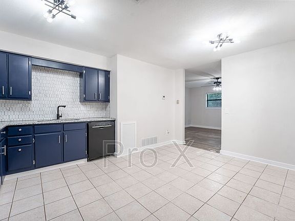 4th image of 1120 S 26th St